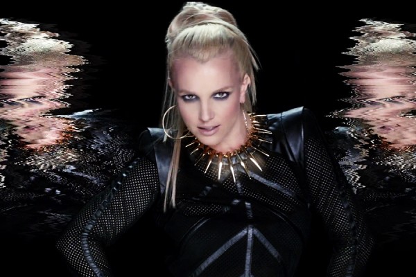Britney Spears va lansa o piesa noua