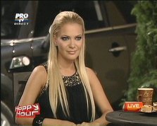 Andreea Antonescu Live @ Happy Hour