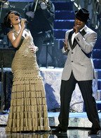 Rihanna & Ne-Yo @ AMA 02