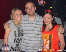 Poze Twice: 1 an de Monden.info & VIP Party