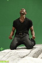 usher-filmari-videoclip-moving-mountains-7