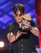 85698_jd_-_mtv_movie_awards_show_cu_isa_010608_04_122_100lo