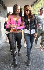 Pussycat Dolls - When I Grow Up Video sets