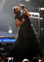Rihanna - BET Awards 2008 - show