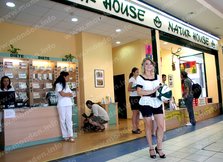 Lansarea magazinului NaturHouse al Anyei (Hi-Q)