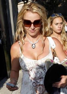 Zvon: Britney Spears la VMA 2008