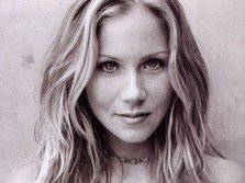Christina Applegate are cancer la san
