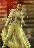 janet-jackson-rock-withchu-tour-pictures-04