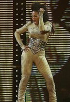 janet-jackson-rock-withchu-tour-pictures-07