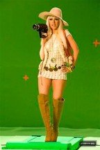 Christina Aguilera - "Keeps Gettin’ Better" behind the scenes