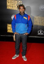 kanye-west-red-carpet-ama-1