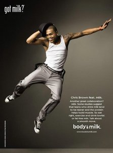 Poza zilei: Chris Brown @ 'Got Milk?'