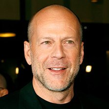 La multi ani: Bruce Willis!