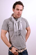 Noul single Tom Boxer feat Mike Diamondz - "Dancing"