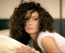 Sibel Tuzun a cumparat de la Cream drepturile piesei "Just a little bit"