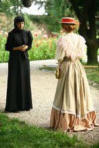 nicoleta-luciu-calugarita-acasatv-3