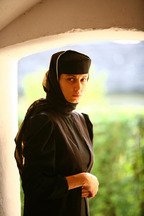 nicoleta-luciu-calugarita-acasatv-4
