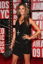 alessandra-ambroiso-red-carpet-mtv-vma-2009