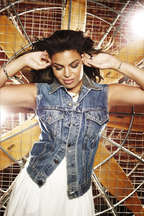 Videoclip Jordin Sparks: S.O.S. (Let The Music Play)
