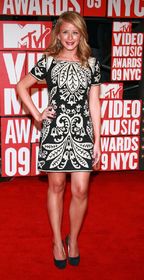lauren-bosworth-red-carpet-mtv-vma-2009-1