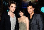 robert-pattinson-kristen-stewart-taylor-lautner-pg50706