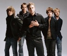 Videoclip OneRepublic - "All The Right Moves"