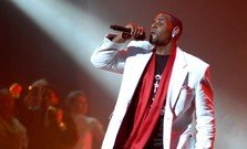 Piesa noua R. Kelly: "Echo"