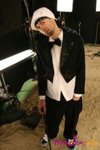 filmari-clip-spike-scandal-18