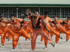 Detinutii din Filipine: This is it - Un nou tribut Michael Jackson 