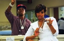 Videoclip Plies feat. Keri Hilson: "Medicine"