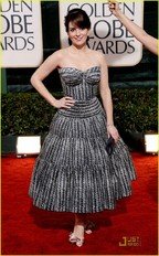 tina-fey-golden-globes-2010-04