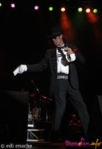 concert who's bad romania - 12