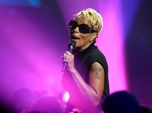Piesa noua Mary J Blige - Whole Lotta Love