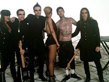 Primele poze de la filmarile clipului "Rockstar 101" al Rihannei