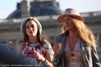 leighton-meester-blake-lively-gossip-girl-paris-20