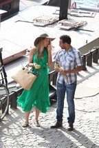 leighton-meester-blake-lively-gossip-girl-paris-318
