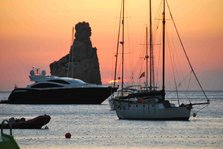 Baietii de la Animal X au ajuns la Ibiza!