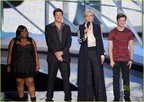 Pe scena - glee-cast-2