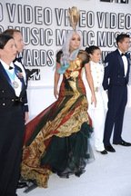 vma10-carpet-3