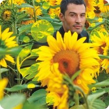 De vorba cu... Yves Larock (interviu Monden.info)