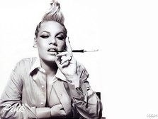 Preview: 3 piese noi P!nk