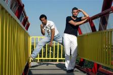 Noul single Alb Negru - Magical