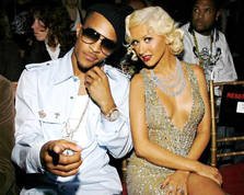 Preview videoclip T.I. feat. Christina Aguilera - Castle walls