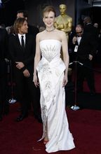 Nicole Kidman - Oscar 2011 - covorul rosu