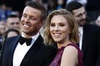 Scarlett Johansson - Oscar 2011 - covorul rosu -3