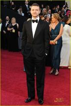 justin-timberlake - Oscar 2011 - covorul rosu