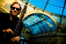 Al Di Meola: album nou