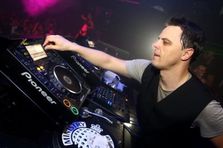 Markus Schulz feat. Jennifer Rene - Not The Same (Extended Mix) 