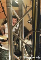 maroon 5 - adam levine - coca-cola music sessions - 2