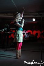 Loredana #liveingaraj @EuropaFM (3)